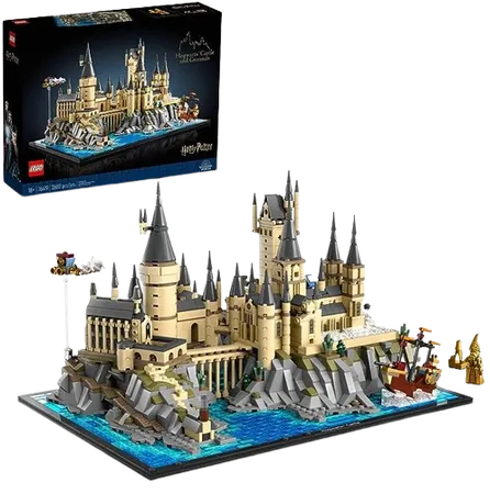 LEGO Harry Potter Hogwarts Castle and Grounds Building Set