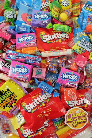 Candy Variety Pack - Assorted Candy Party Mix - 4 LB Bag - Candy Assortment - Bulk Candy Individually Wrapped - Candy Bulk – Pinata Candy - Mixed Candy - Queen Jax - Deluxe Candy Mix